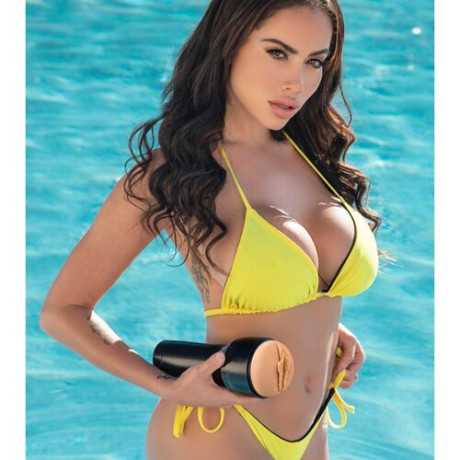 Kiiroo - Feel Victoria June - Masturbaattori